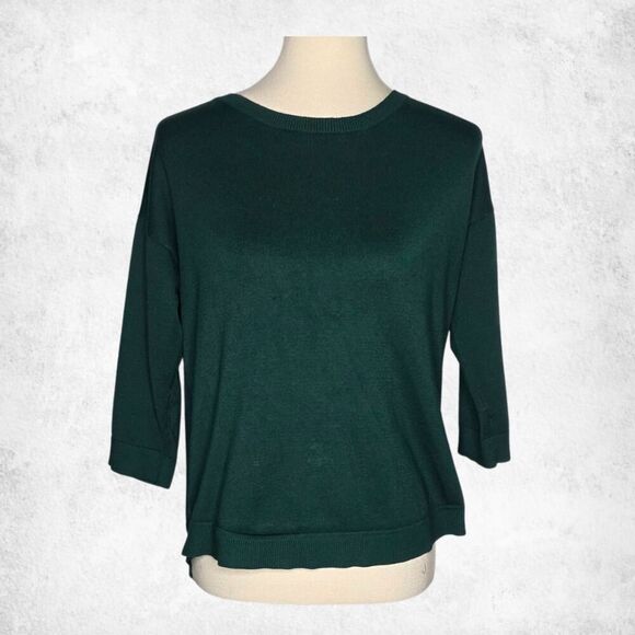 Cable & Gauge Sweaters - Cable & Gauge Emerald Green Button-Back Sweater – Reversible Soft Knit Top (L)